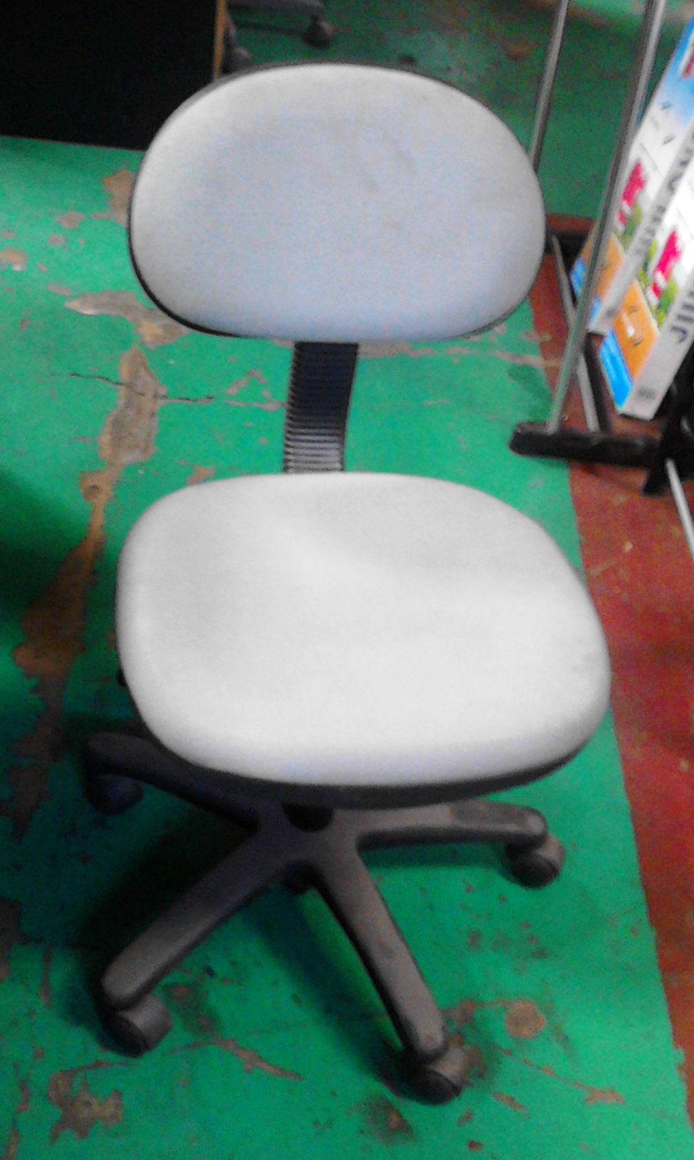 second-hand-chair-used-office-furniture-philippines