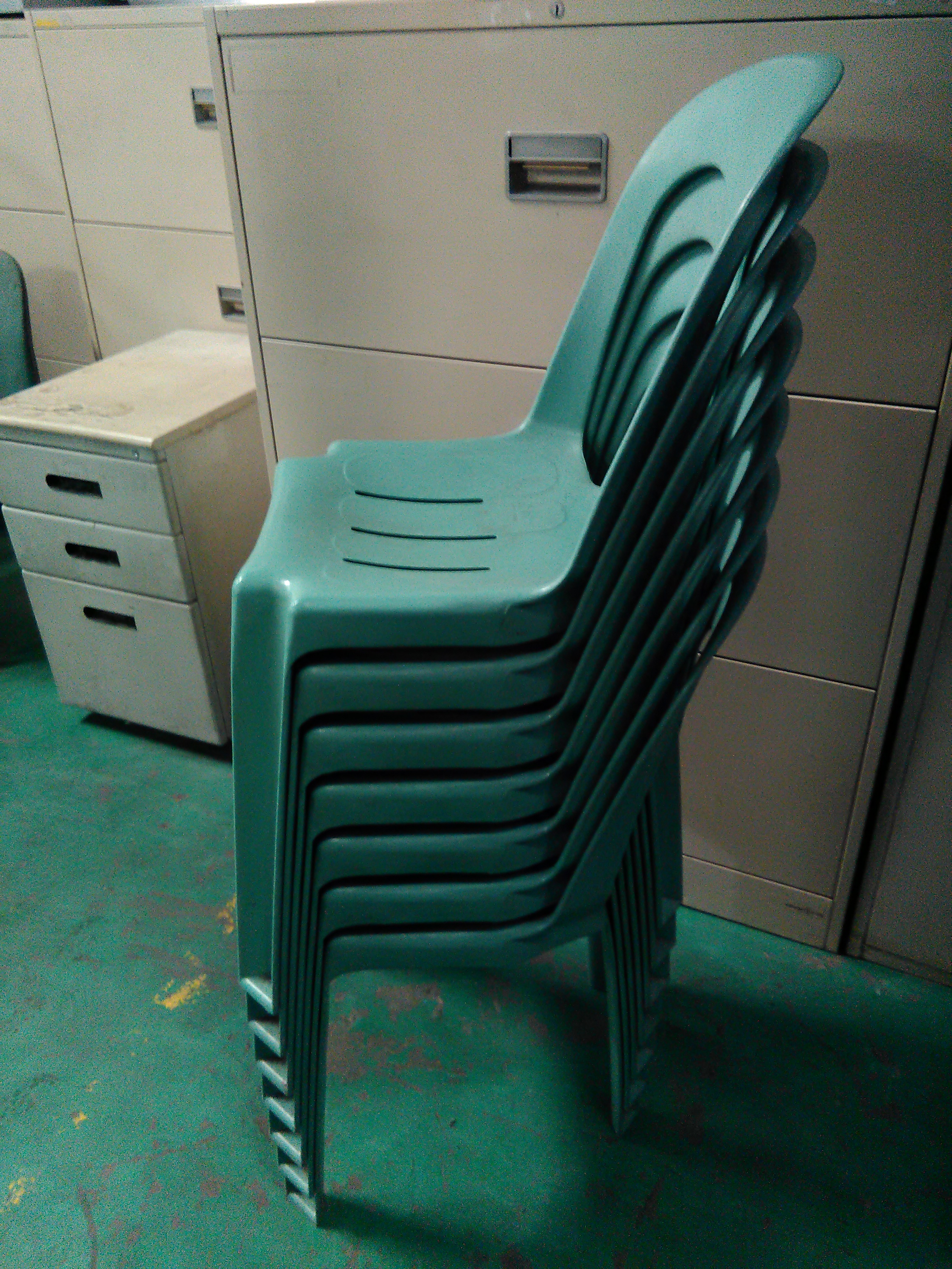 green monoblock chair