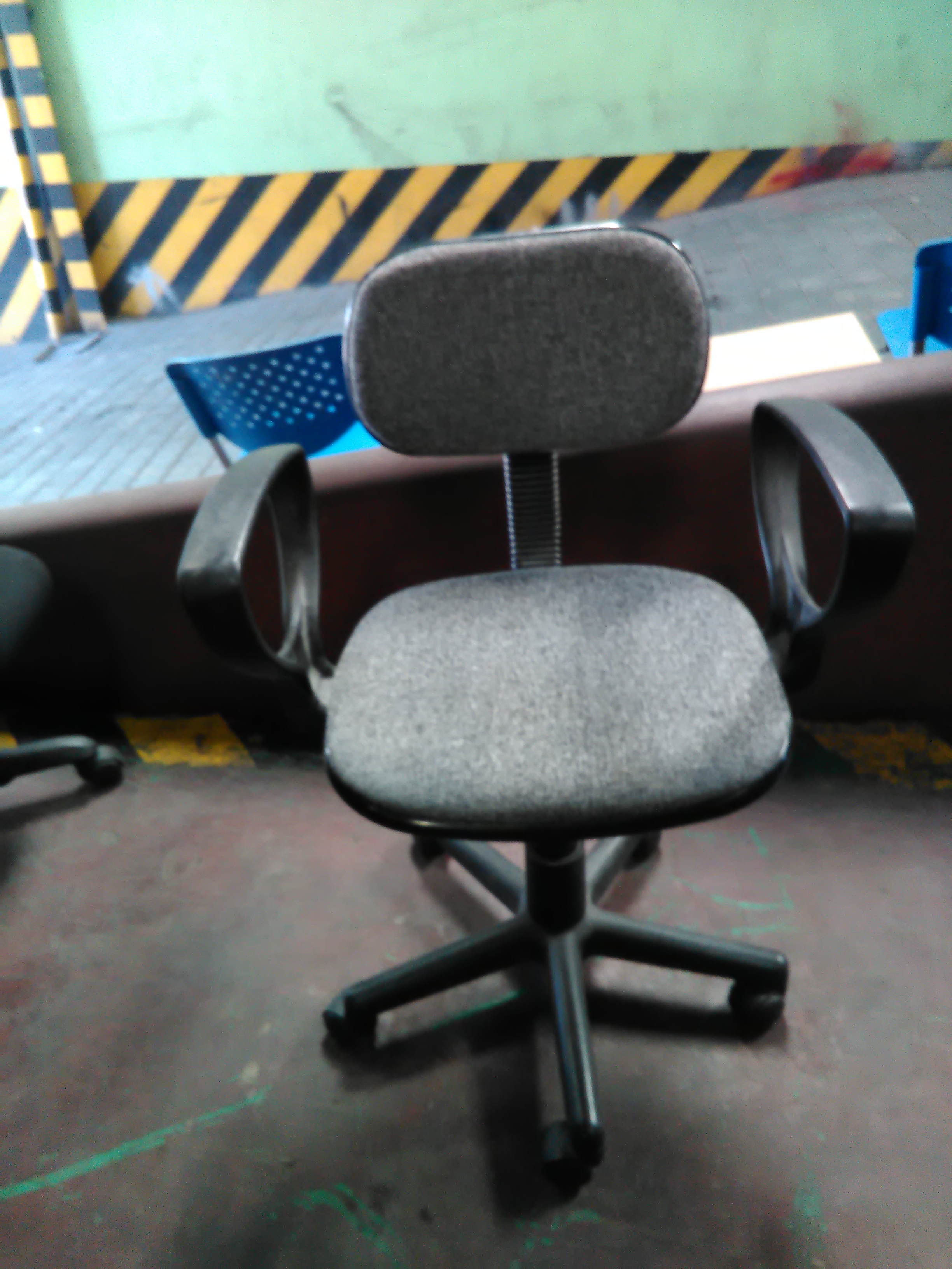 used office chair Used Office Furniture Philippines